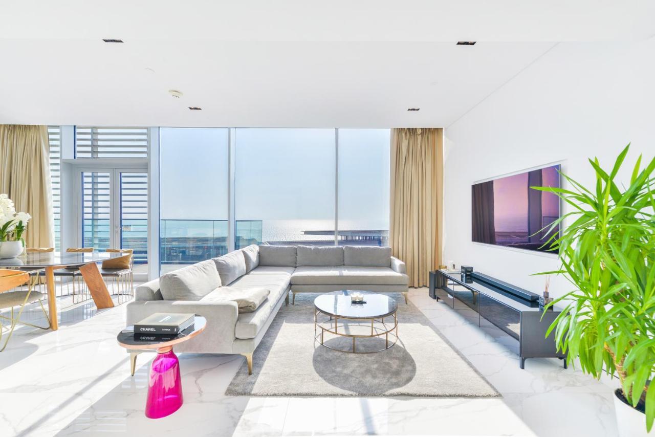Luxe 3 Bedroom Oceanfront Apartment In The Heart Of Bluewaters Island Дубай Экстерьер фото