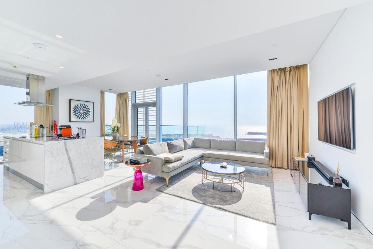 Luxe 3 Bedroom Oceanfront Apartment In The Heart Of Bluewaters Island Дубай Экстерьер фото